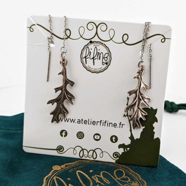 Boucles d’oreilles feuilles célestes présentoir