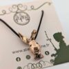 Pendentif lapin merveilleux presentoir