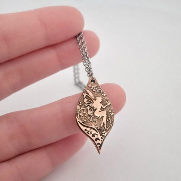 Pendentif féé orfine 3